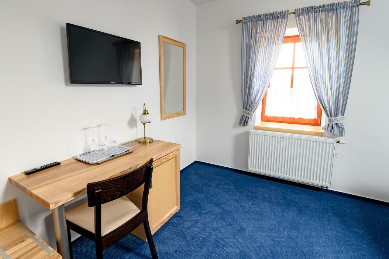 Vencluv Statek Hotell Javornice Eksteriør bilde