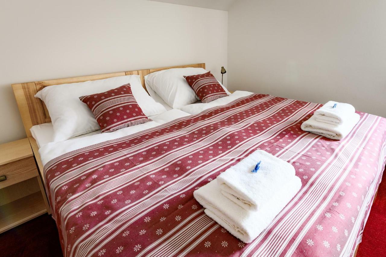 Vencluv Statek Hotell Javornice Eksteriør bilde
